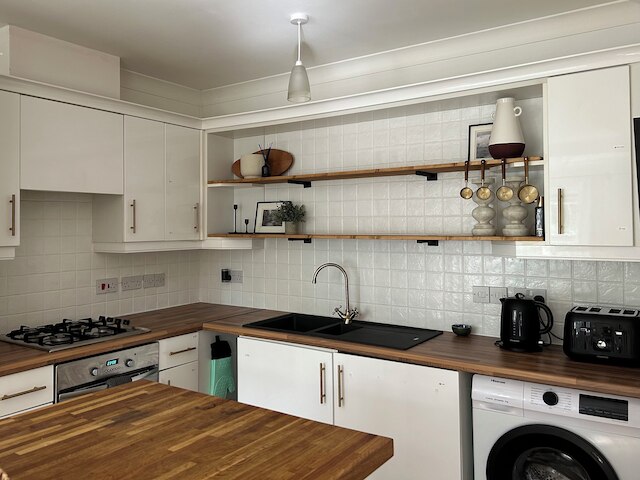 コージー マンチェスター ハイダウェイ ウィズ 2 ベッドルームズ