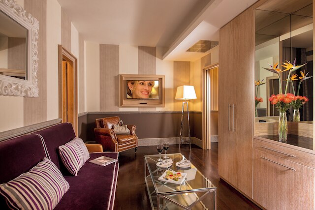 ジ イン アット ザ スパニッシュ ステップス ラグジュアリー コレクション - スパニッシュ ステップス スイーツ