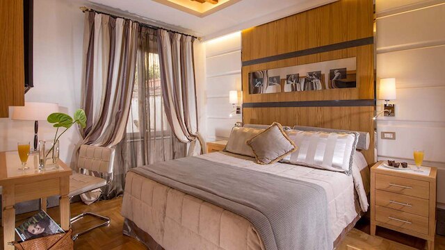 ジ イン アット ザ スパニッシュ ステップス エレガント コレクション - ザ ジュエル