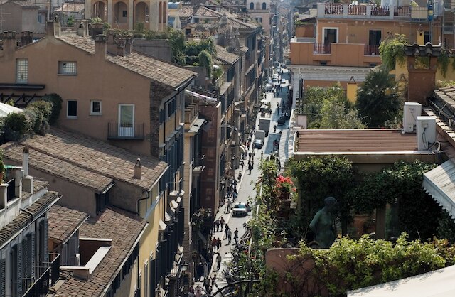 ジ イン アット ザ スパニッシュ ステップス エレガント コレクション - ザ ジュエル