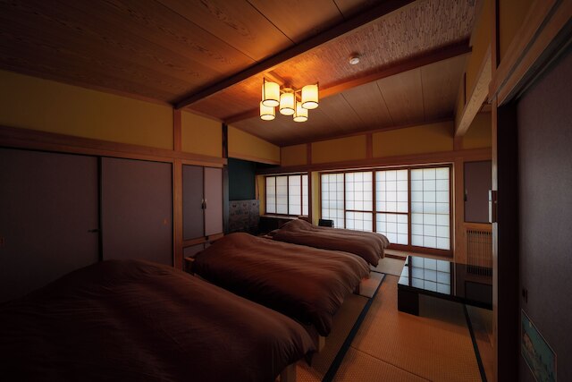 Yufuin Geihinkan Torigoebettei