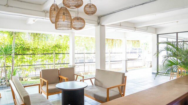 アマンレーン スイート スミニャック バイ ARM