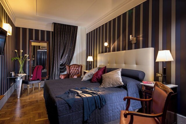 ジ イン アット ザ スパニッシュ ステップス プレステージ コレクション - ザ パール