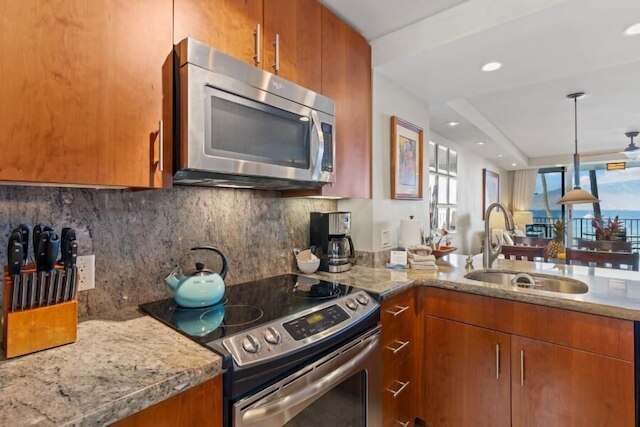 ロイヤル マウイアン, #207 2 ベッドルーム コンド