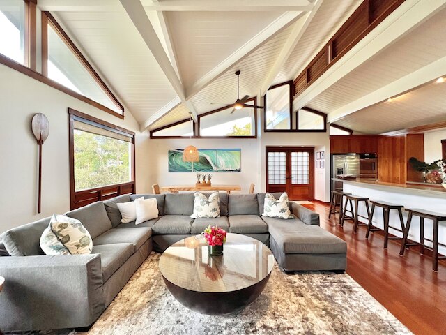 ハレ アク 4 ベッドルーム ホーム