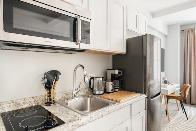 73-1104 ニュー スタジオ UWS ドアマン ジム