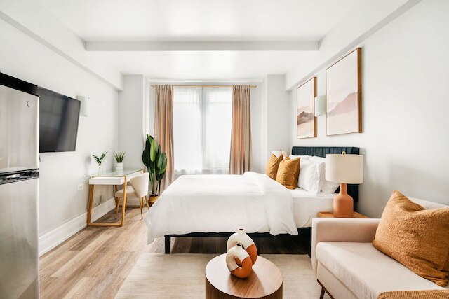 73-304 ニューリー リノベーション スタジオ UWS ドアマン ジム ランドリー