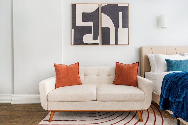 73-703 ニュー スタジオ UWS ドアマン ジム