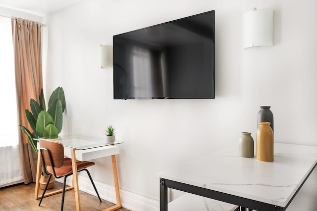 73-703 ニュー スタジオ UWS ドアマン ジム