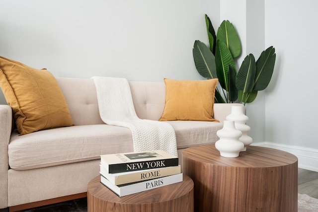 73-518 ニューリー リノベーション スタジオ UWS ドアマン ジム ランドリー