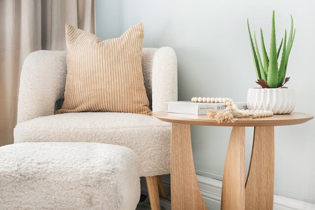 73-819 ニュー スタジオ UWS ドアマン ジム