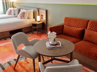 ザ クラレンス ホテル シドニー