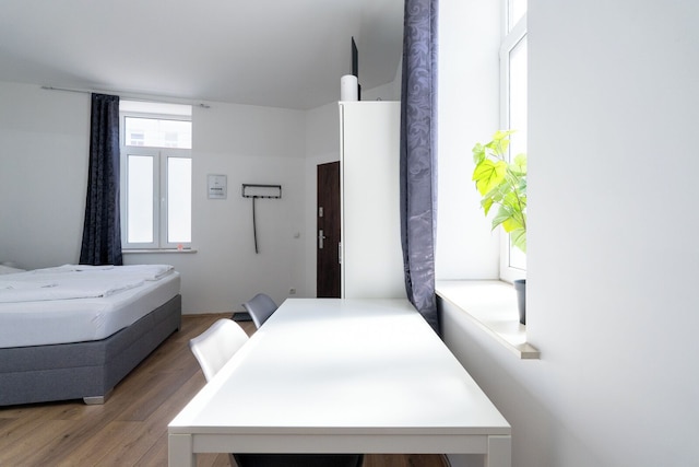 ファーアウェイ スタジオ 43