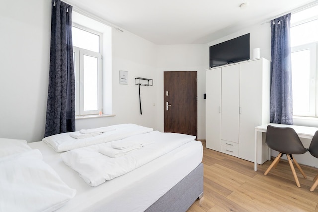 ファーアウェイ スタジオ 43