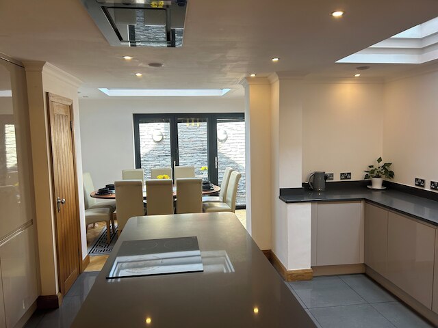 エンタイア シーサイド ホーム 6 プライベート ベッドルーム スリープス 10