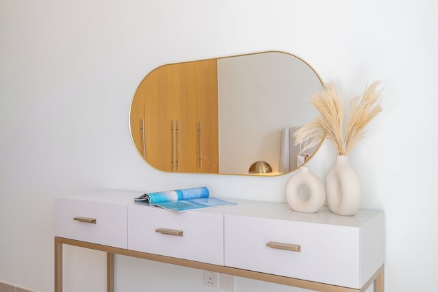 ミスティック - ベルビュー タワー 1