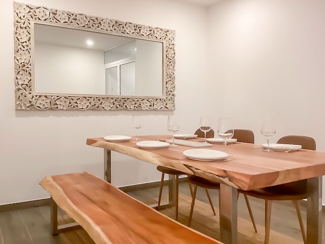 モダン ビューティフル プール アンド シー アパートメント カウラ