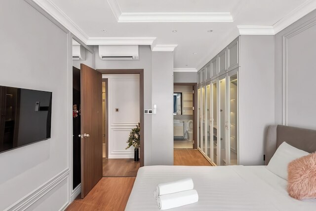 アーバン ゼン サイゴン ロイヤル アパートメント D4