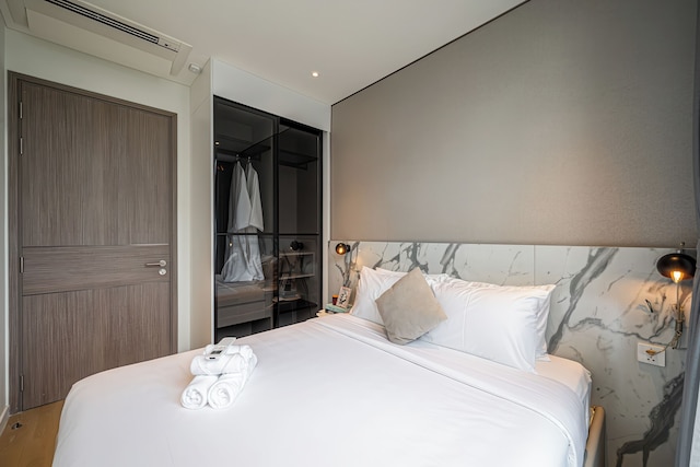 ザ オペラ レジデンス - プール & サウナ