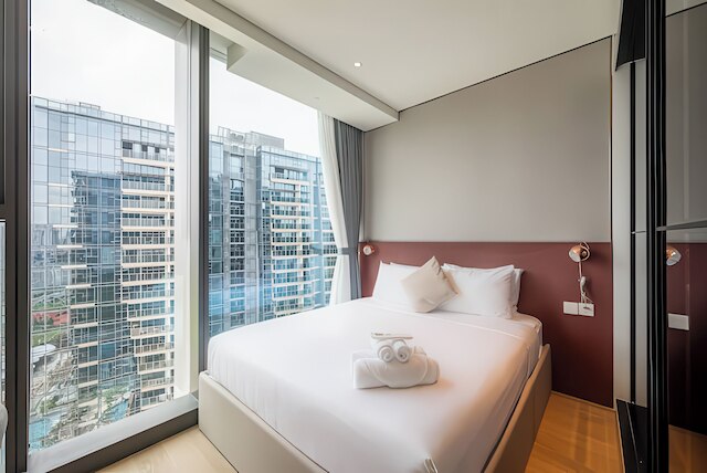 ザ オペラ レジデンス - プール & サウナ