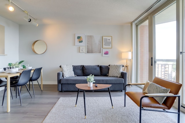 コージー アパートメント ステップス フロム ザ メトロ