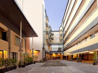 グレージ ジョグジャカルタ ホテル