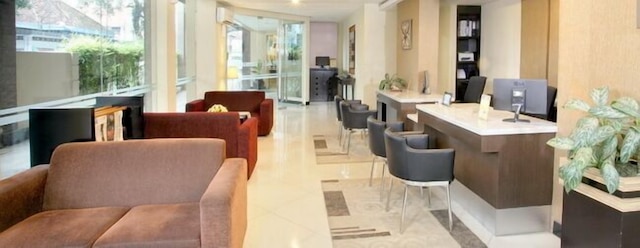 グレージ ジョグジャカルタ ホテル