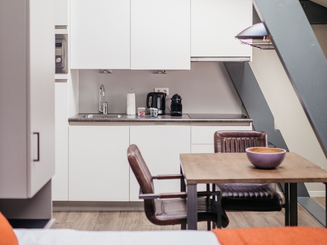 YAYS アムステルダム マリタイム バイ ヌマ