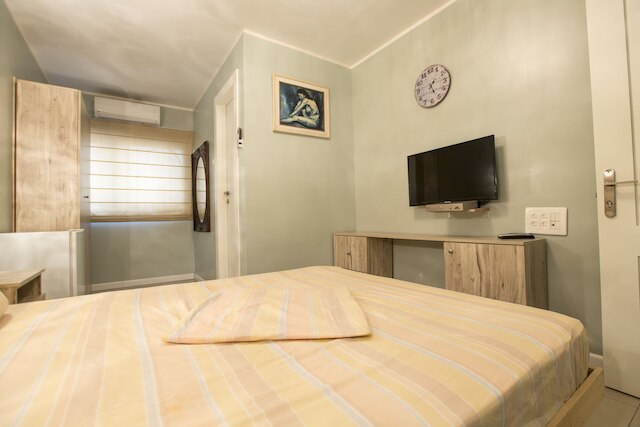 ラガーディア ホテル