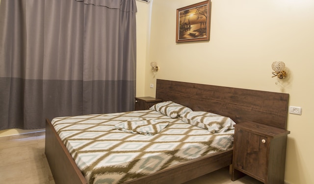 ラガーディア ホテル