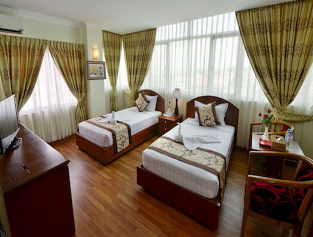 ミレニアム ホテル