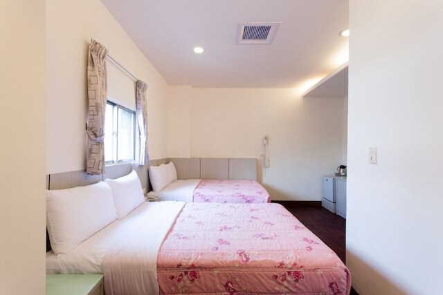 ルエイ グン ビジネス ホテル (瑞宮商務旅館)