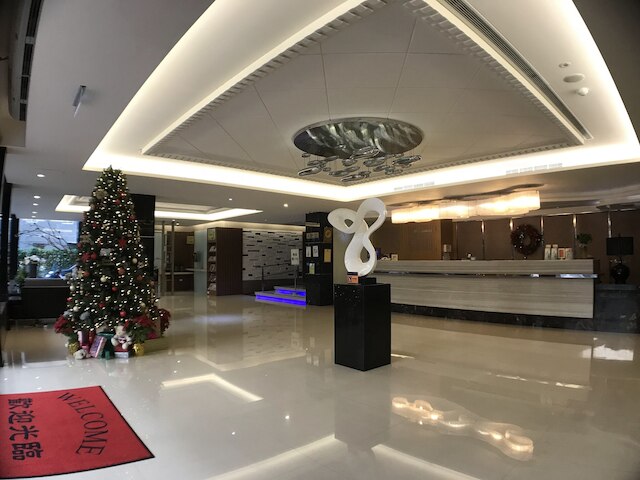 パリ ビジネス ホテル