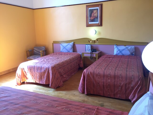 ホテル イサベル