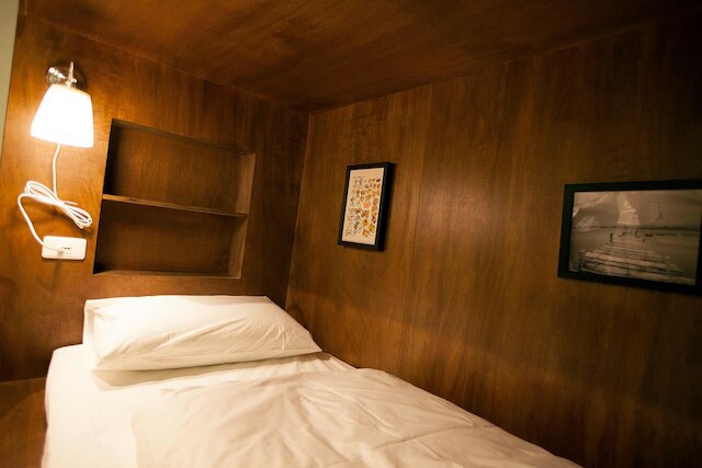 ミスター ロブスターズ シークレット デン デザイン ホステル