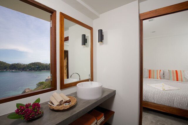 ケープ シャーク プール ヴィラズ