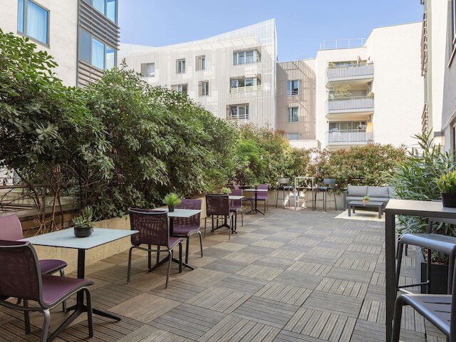 ノボテル パリ サン ドニ スタッド バジリク