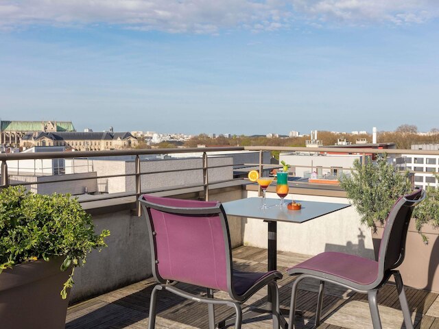 ノボテル パリ サン ドニ スタッド バジリク