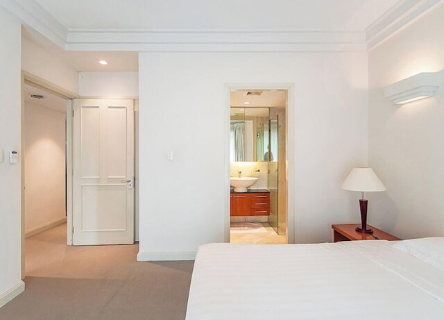 サイゴン アパートメンツ