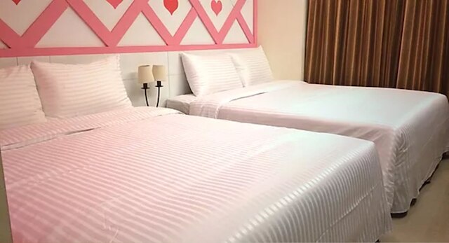 ドン メン ホテル (東門旅店)