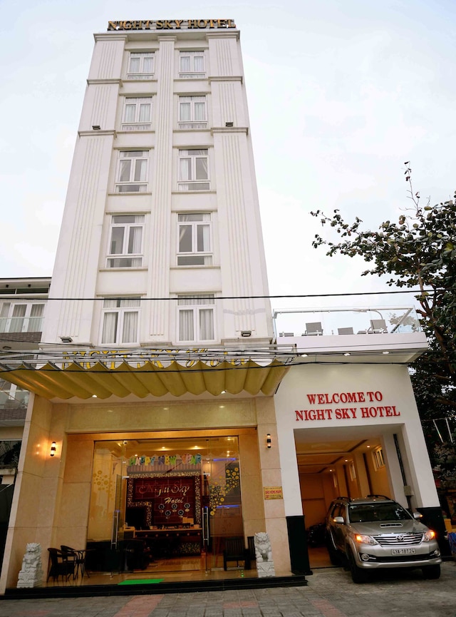 ナイト スカイ ホテル