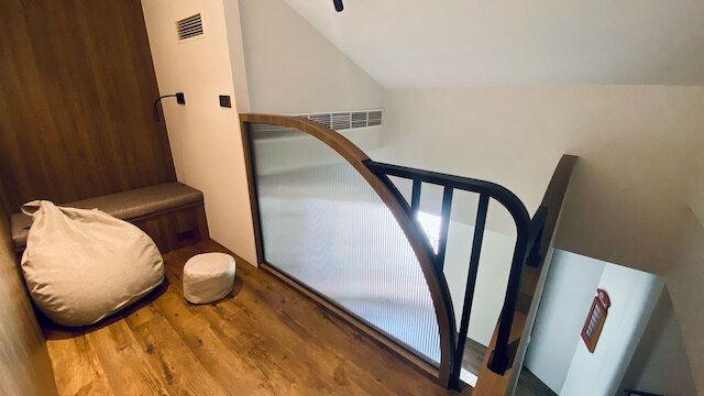 ミニ サマー ホステル