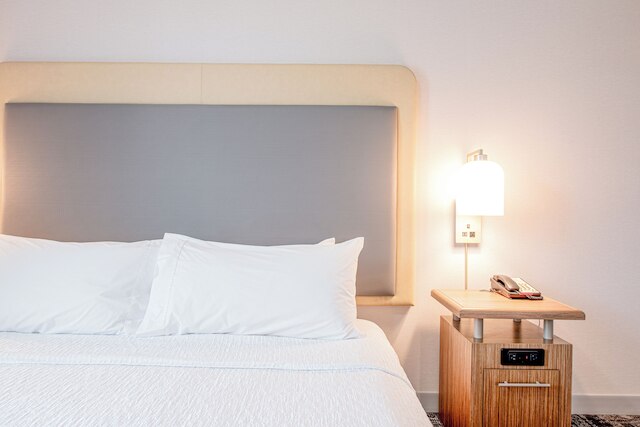 ホームウッド スイーツ ホウマ、LA