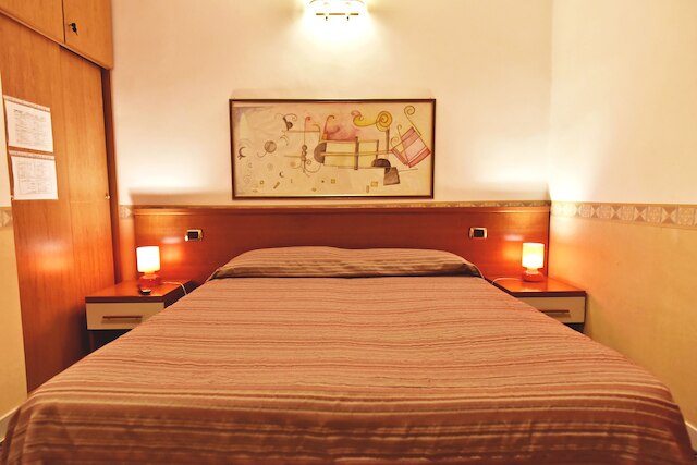 ホテル カーメル ローマ