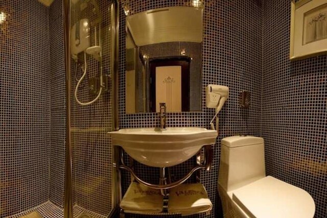 ヴァレンツァ ホテル & カフェ