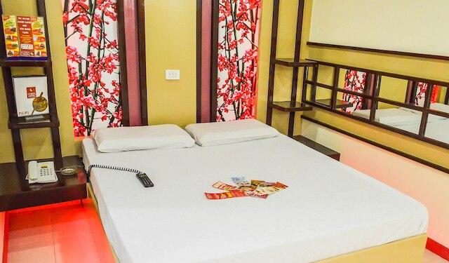 ホテル ソゴ エドサ カロオカン