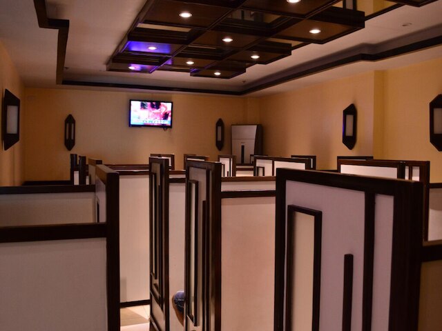 ホテル ソゴ エドサ カロオカン