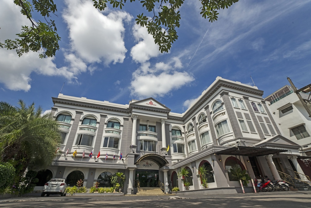 2.キス ガーデンホーム シック ホテル