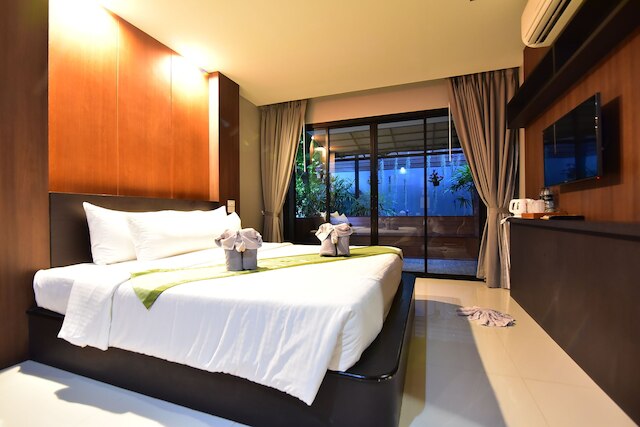 ザ ブリーズ リペ リゾート