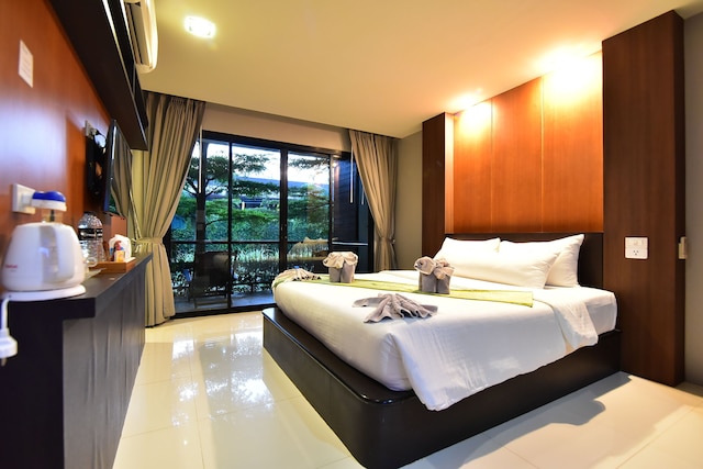 ザ ブリーズ リペ リゾート